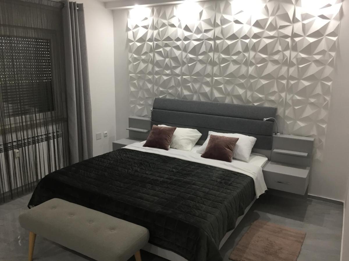 Apartman Sonas 2 With Free Private Parking Karlovac Luaran gambar