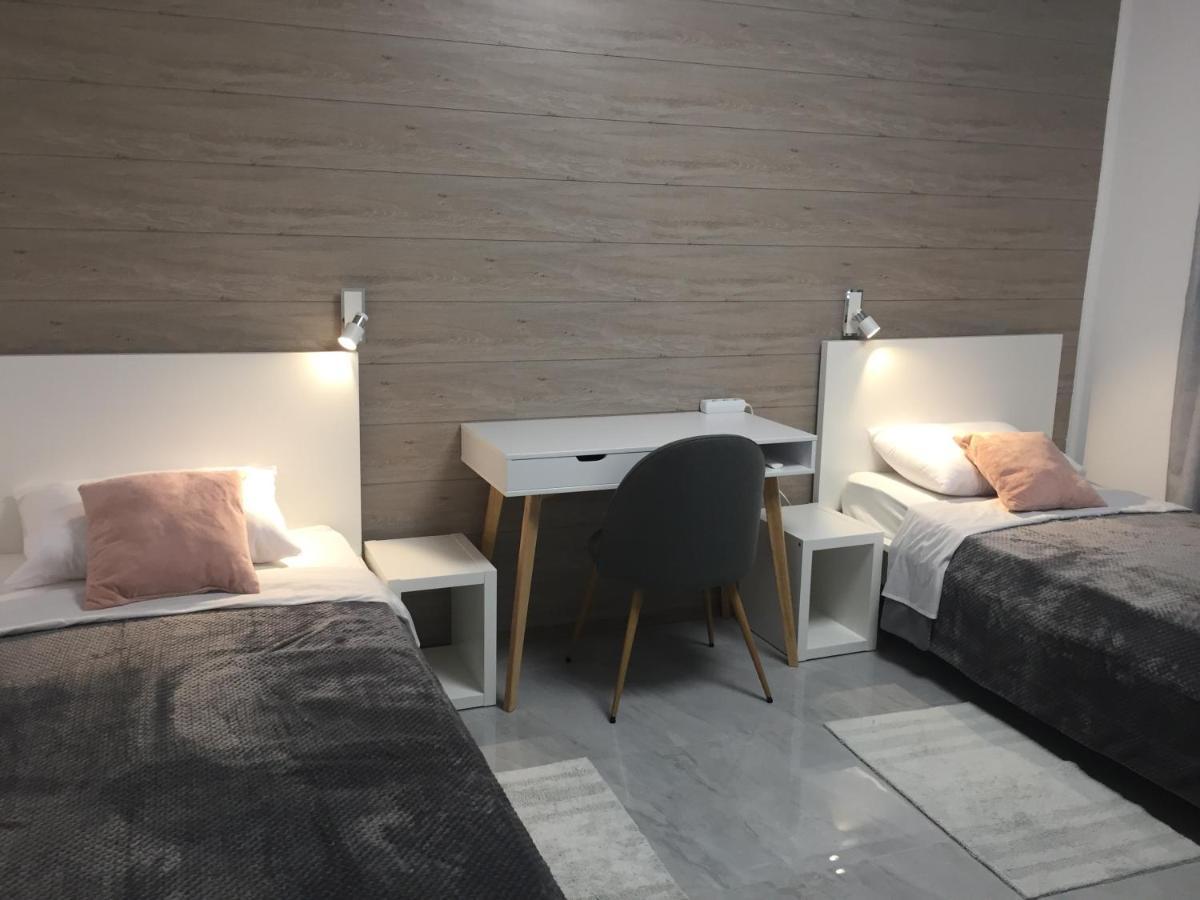 Apartman Sonas 2 With Free Private Parking Karlovac Luaran gambar