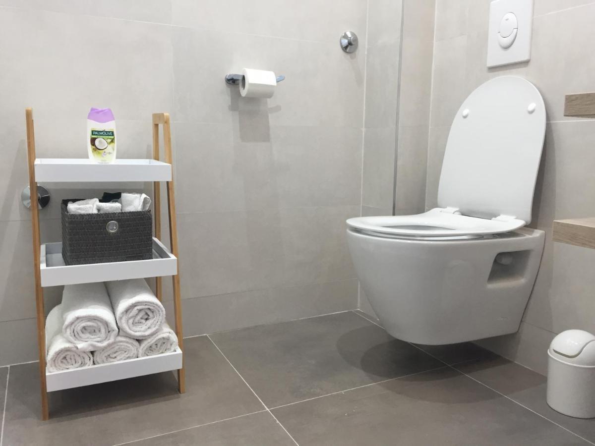 Apartman Sonas 2 With Free Private Parking Karlovac Luaran gambar